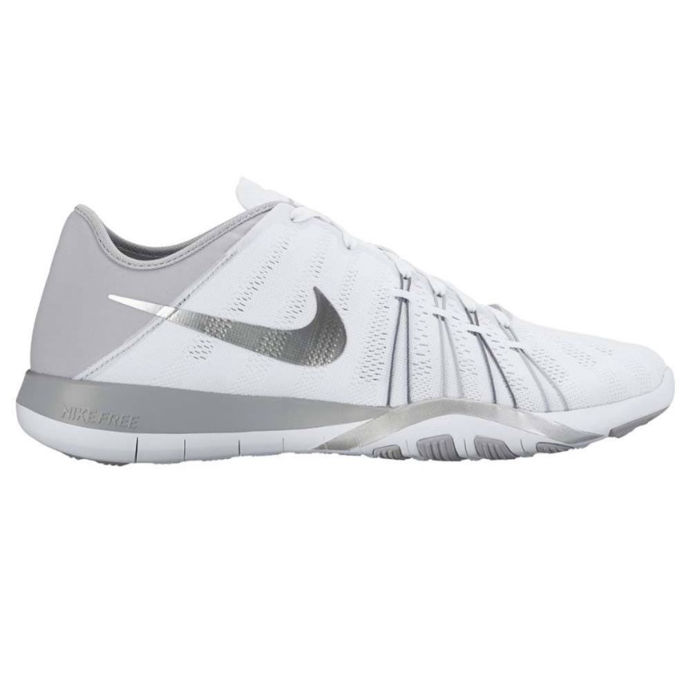 Women’s Nike Free TR 6